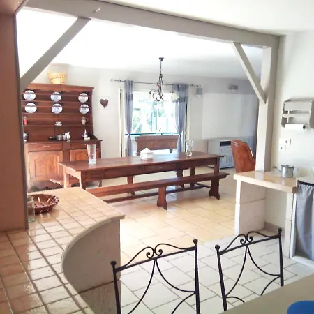 Βίλα De 6 Chambres Avec Piscine Privee Jacuzzi Et Terrasse A Saint Martin D'entraigues Fontenille-Saint-Martin-d'Entraigues